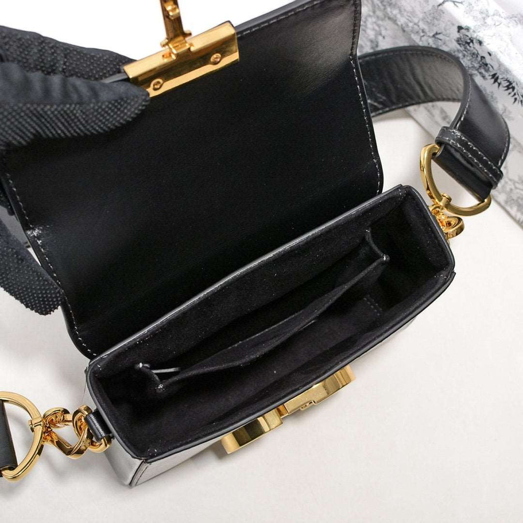 DIOR 30 MONTAIGNE FLAP BAG