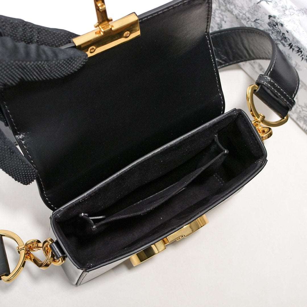 DIOR 30 MONTAIGNE FLAP BAG