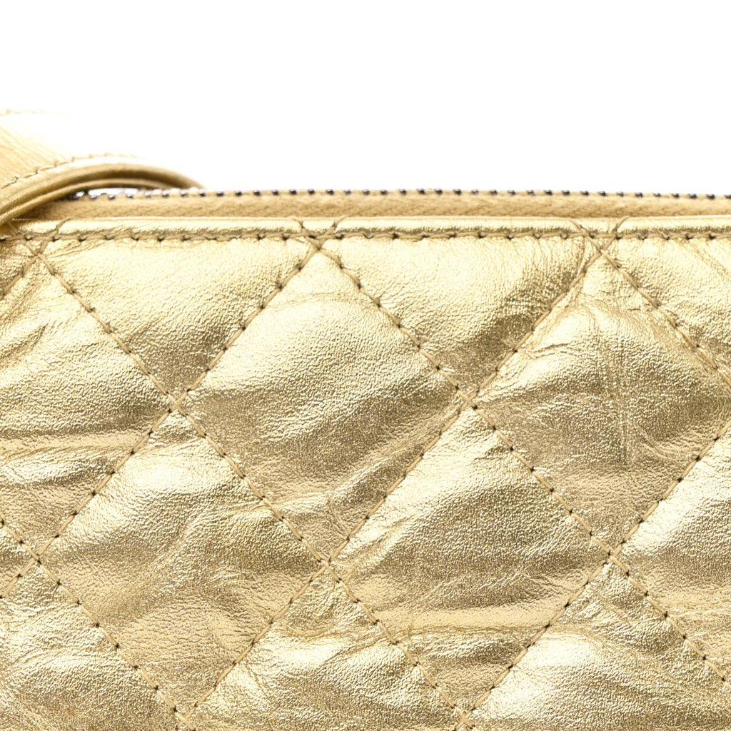 Metallic Aged Calfskin Quilted Small Gabrielle Clutch With Chain Gold