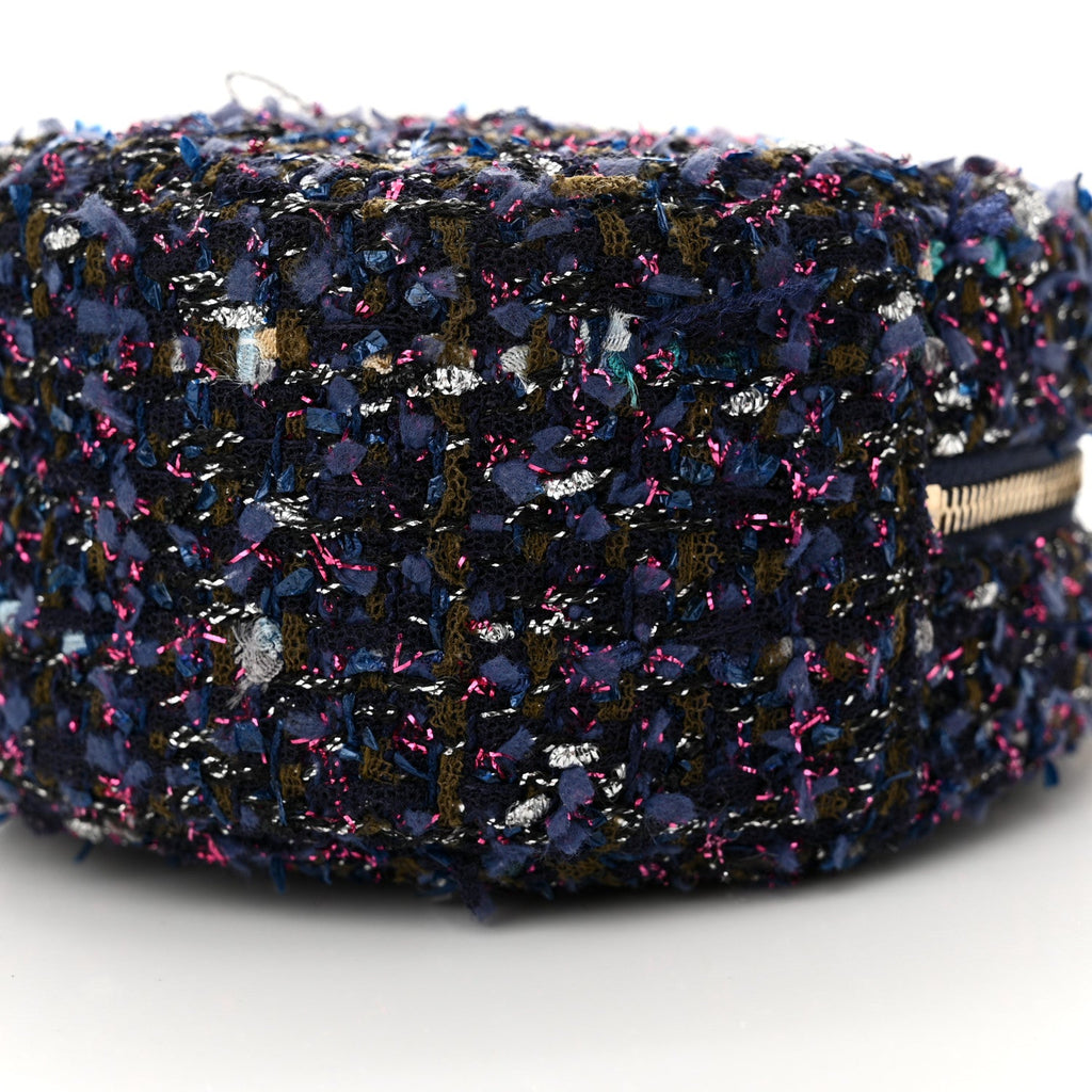 Tweed Quilted Round Clutch With Chain Multicolor