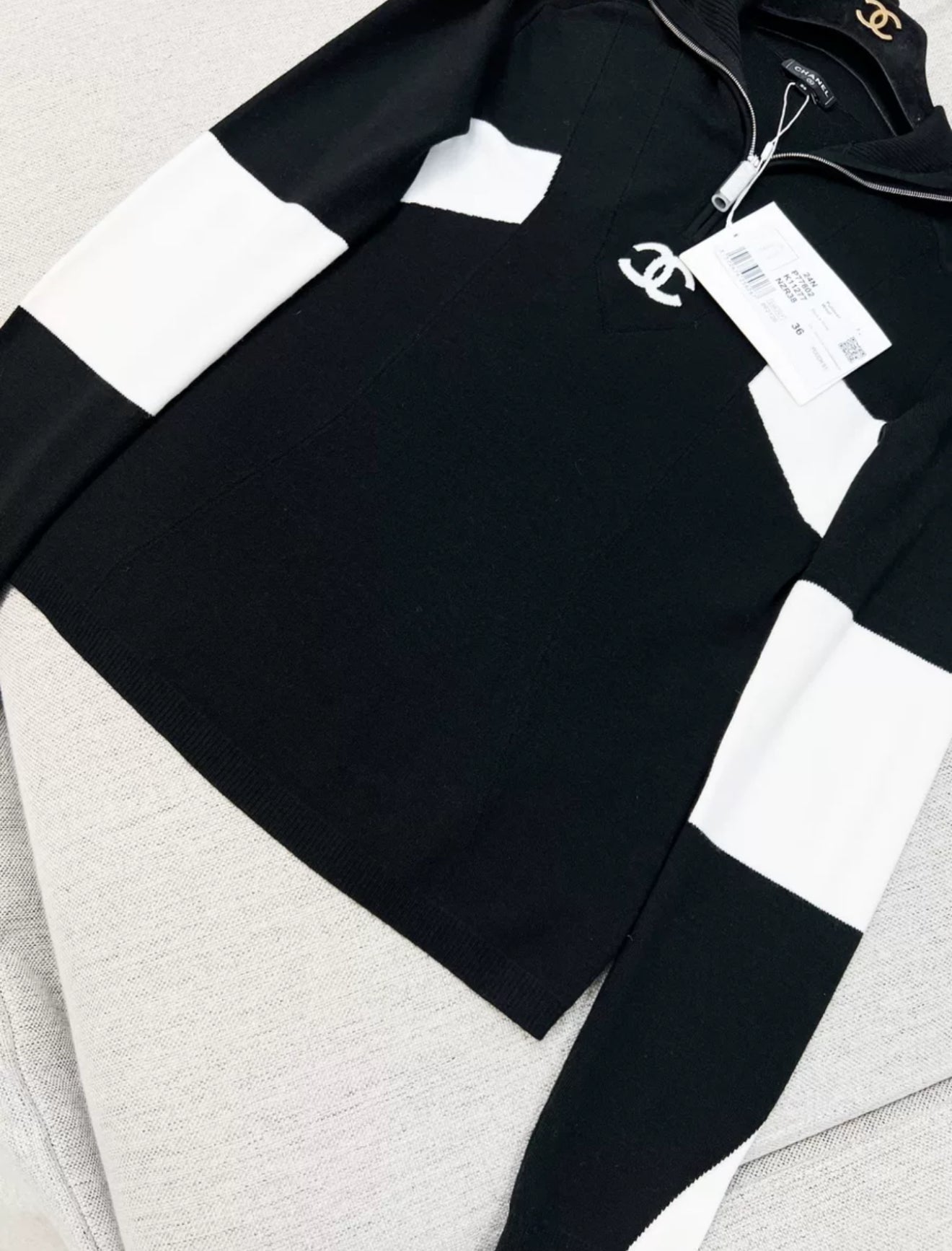 Chanel 24N Black & White Wool Pullover