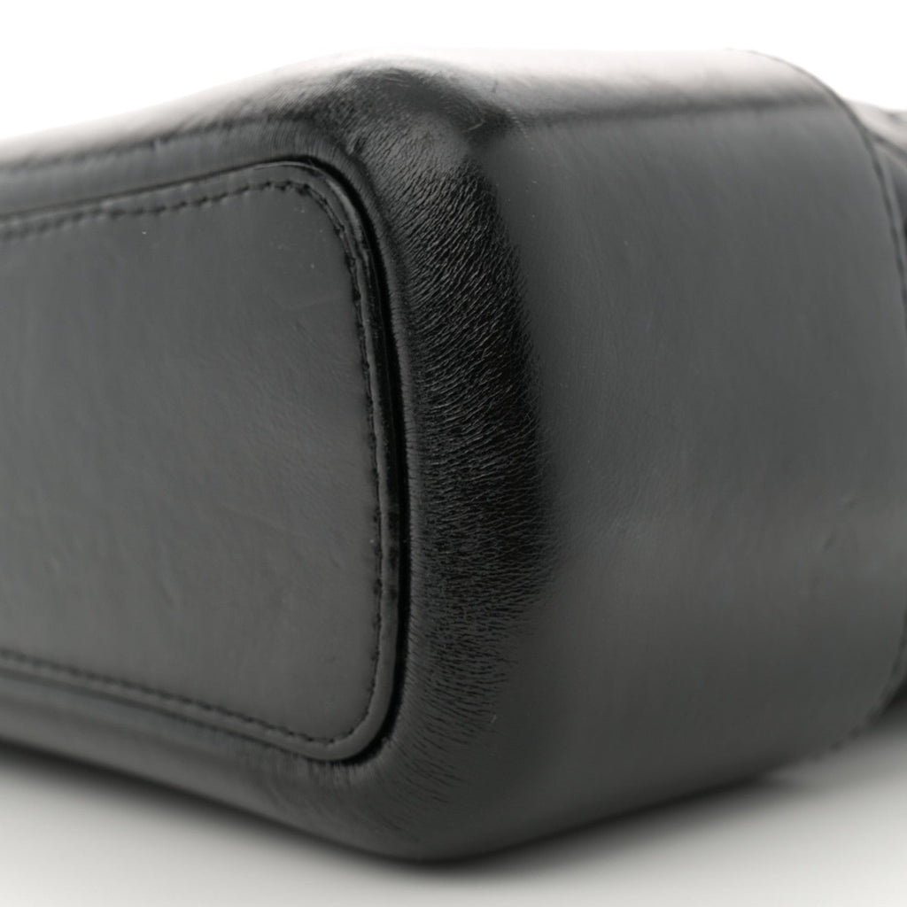 Aged Calfskin Quilted Medium Gabrielle Hobo Black