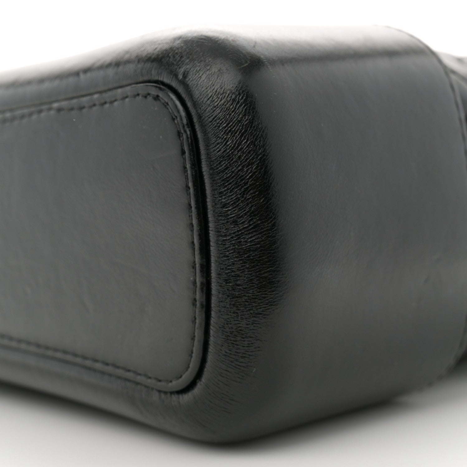 Aged Calfskin Quilted Medium Gabrielle Hobo Black
