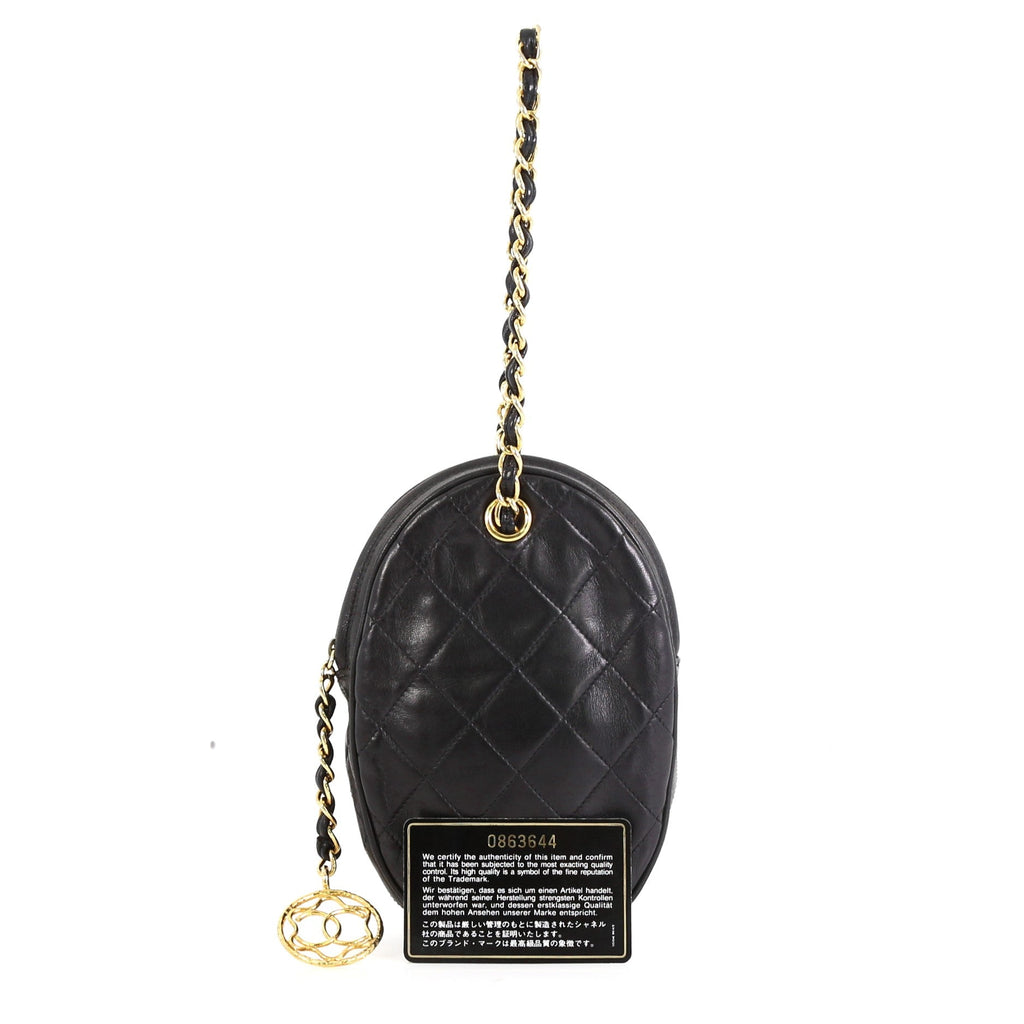 Oval CC Charm Clutch Quilted Leather Small