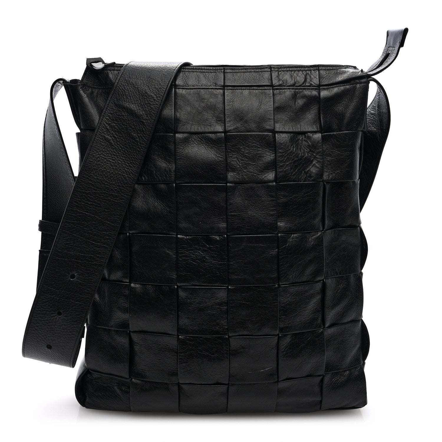Paper Calfskin Maxi Intrecciato Cassette Messenger Black