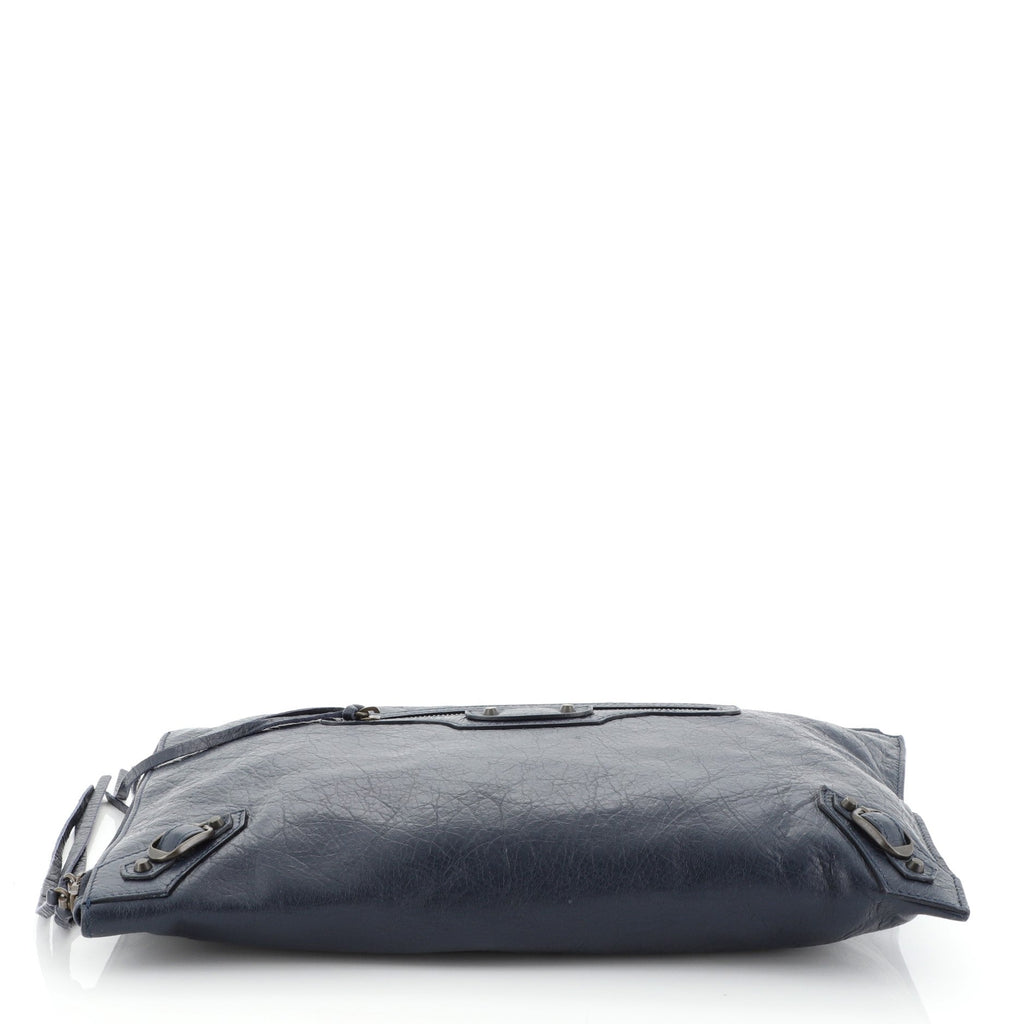 Zip Around Classic Studs Clutch Leather Medium