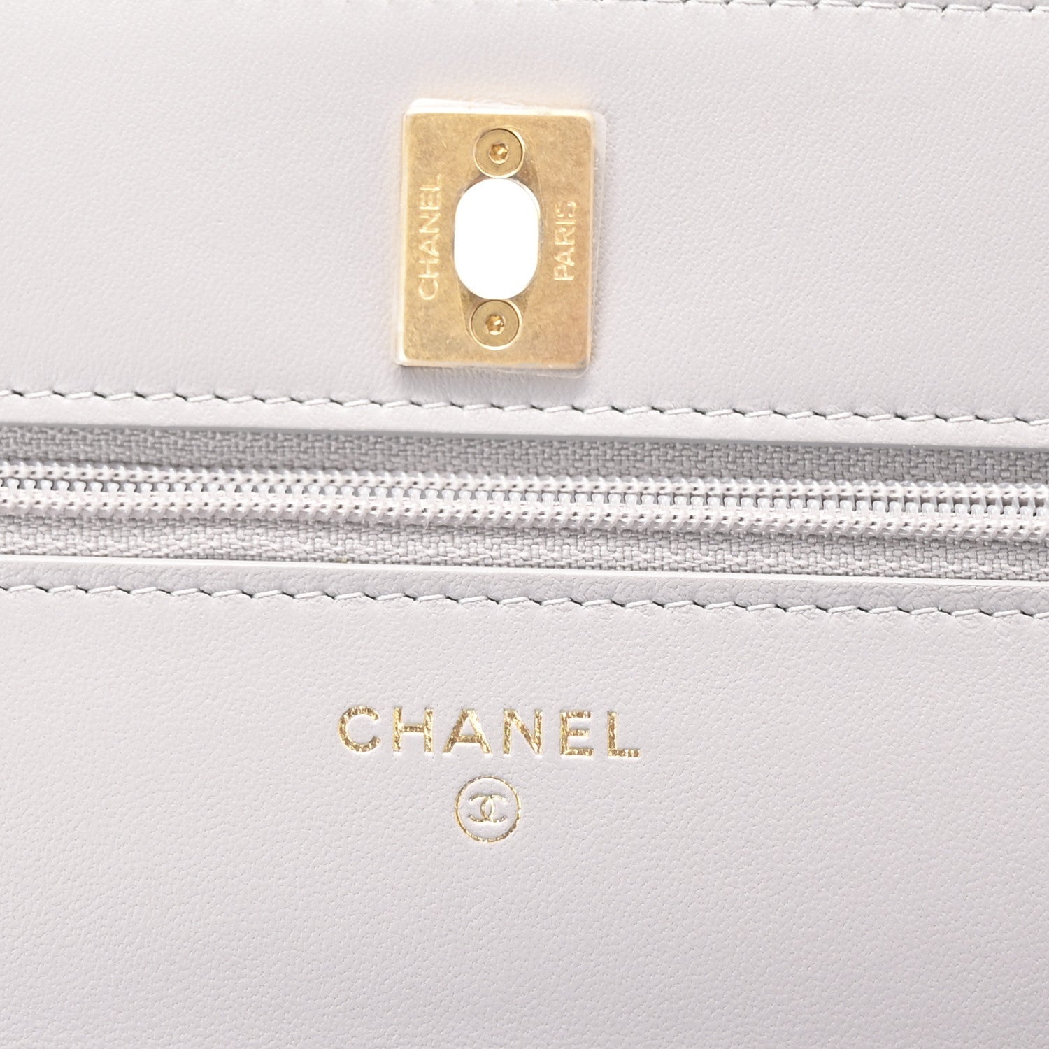 Lambskin Quilted CC Pearl Crush Wallet on Chain WOC Grey