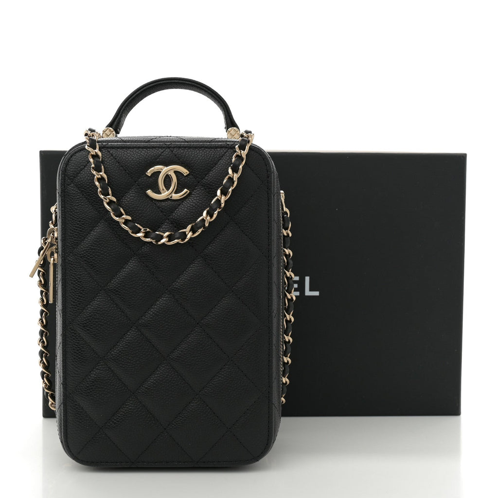 Caviar Quilted CC North South Vanity Case Black