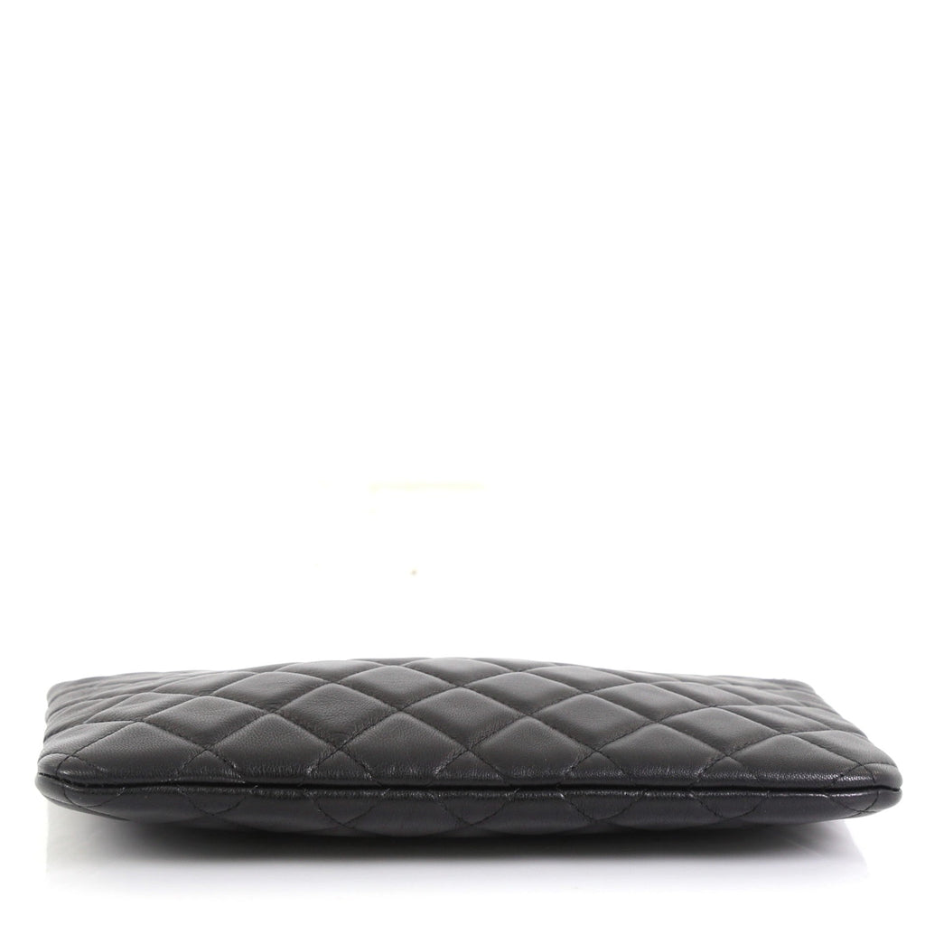 O Case Clutch Quilted Lambskin Small