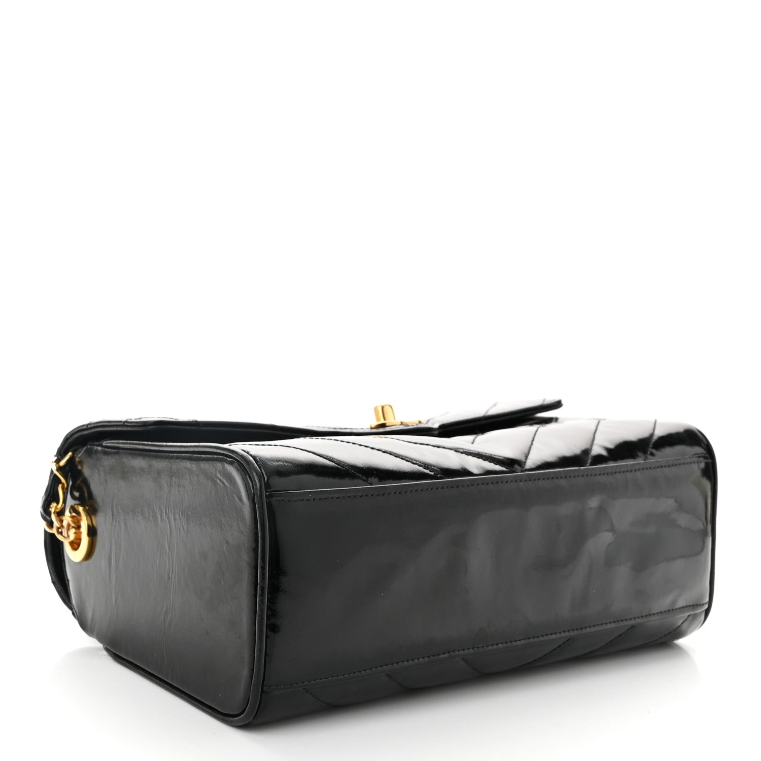 Patent Small Chevron Single Flap Black