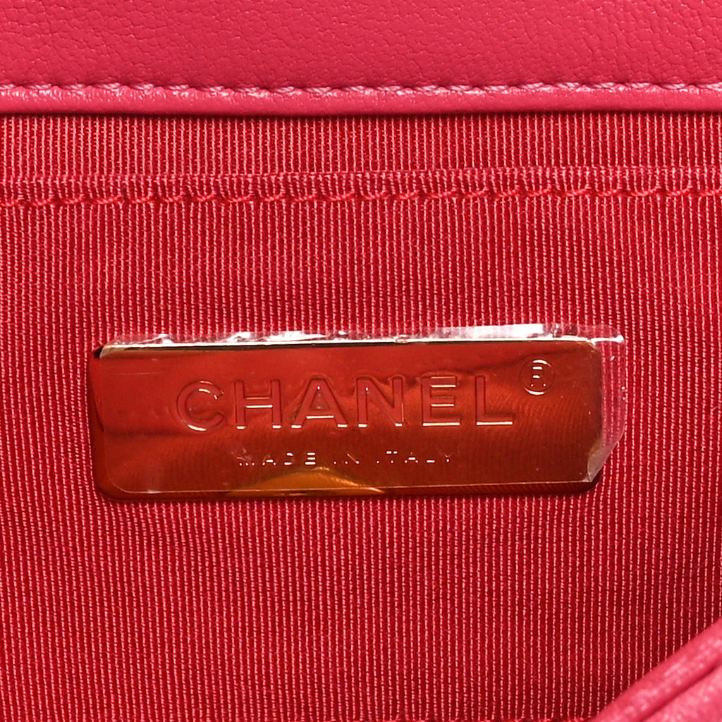 Lambskin Quilted Chanel 19 Waist Bag Pink