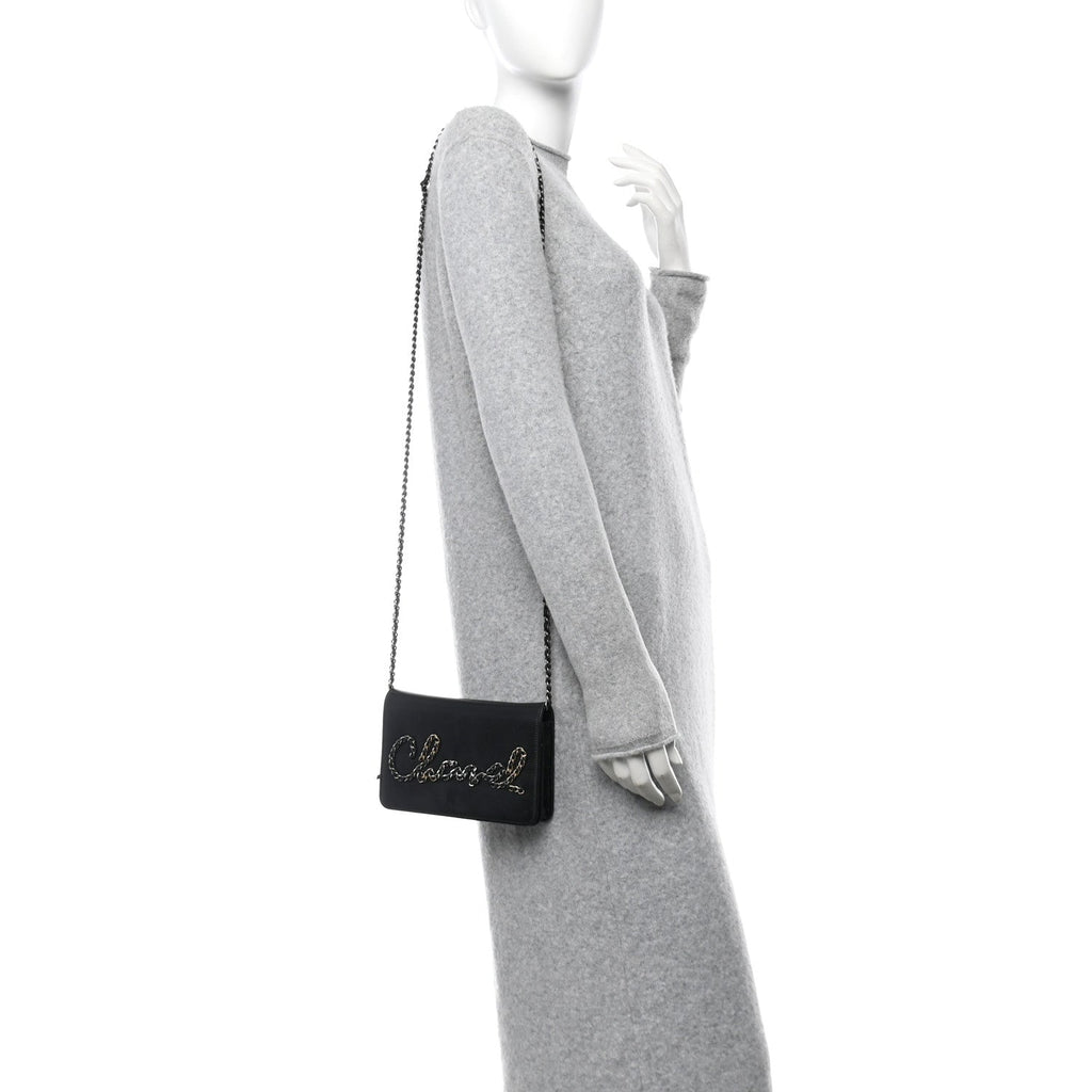 Calfskin Chain 20s Signe Wallet on Chain WOC Black