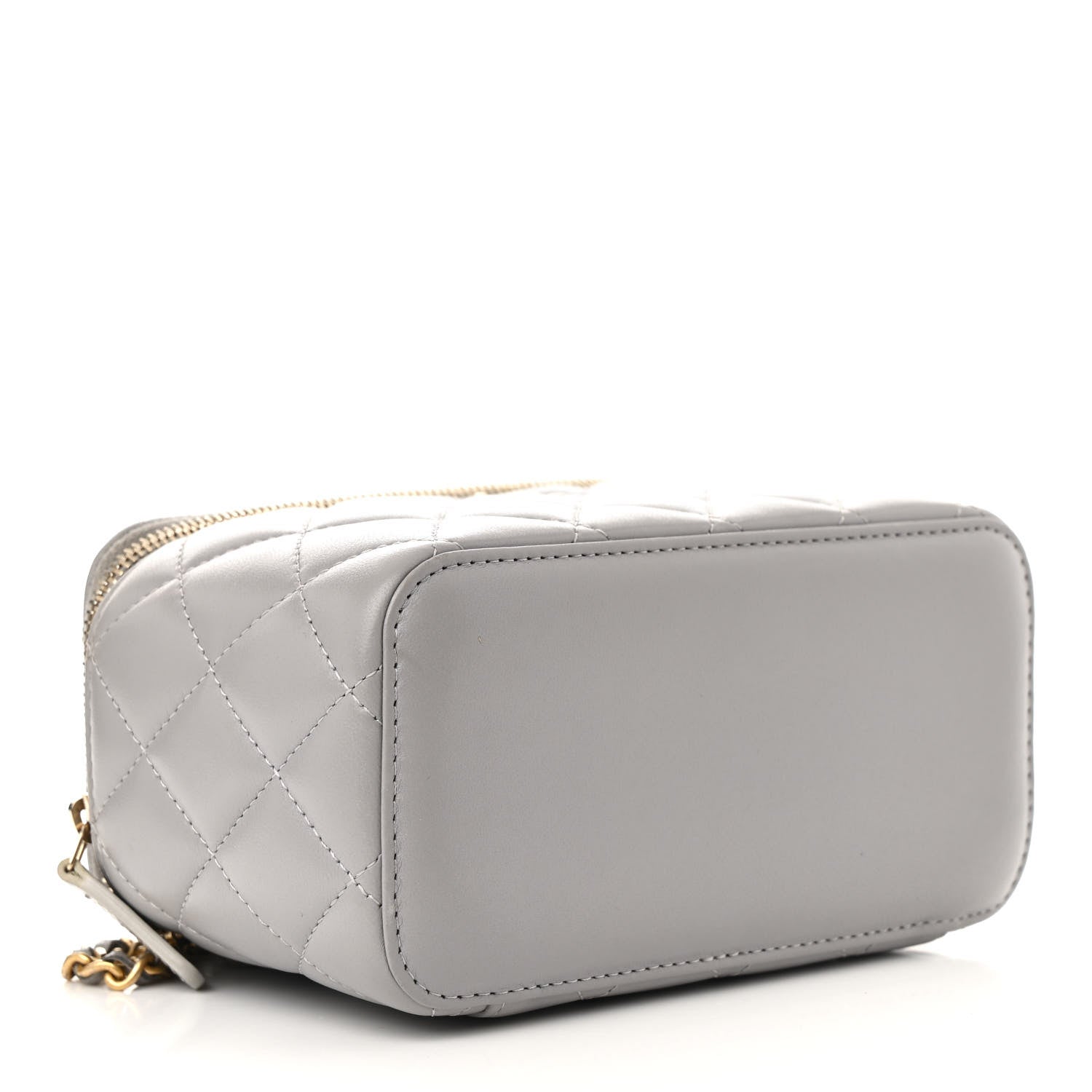 Lambskin Quilted Small Pearl Crush Vanity Case With Chain Grey