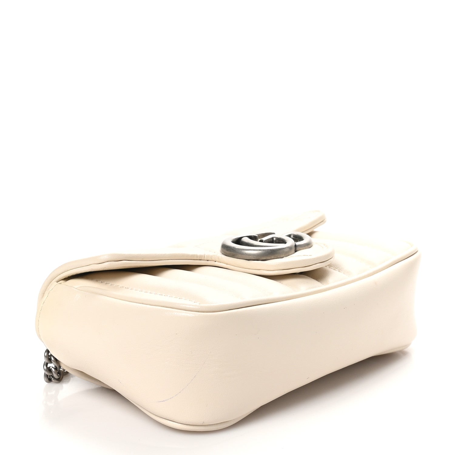 Calfskin Matelasse Aria Super Mini GG Marmont Shoulder Bag Mystic White