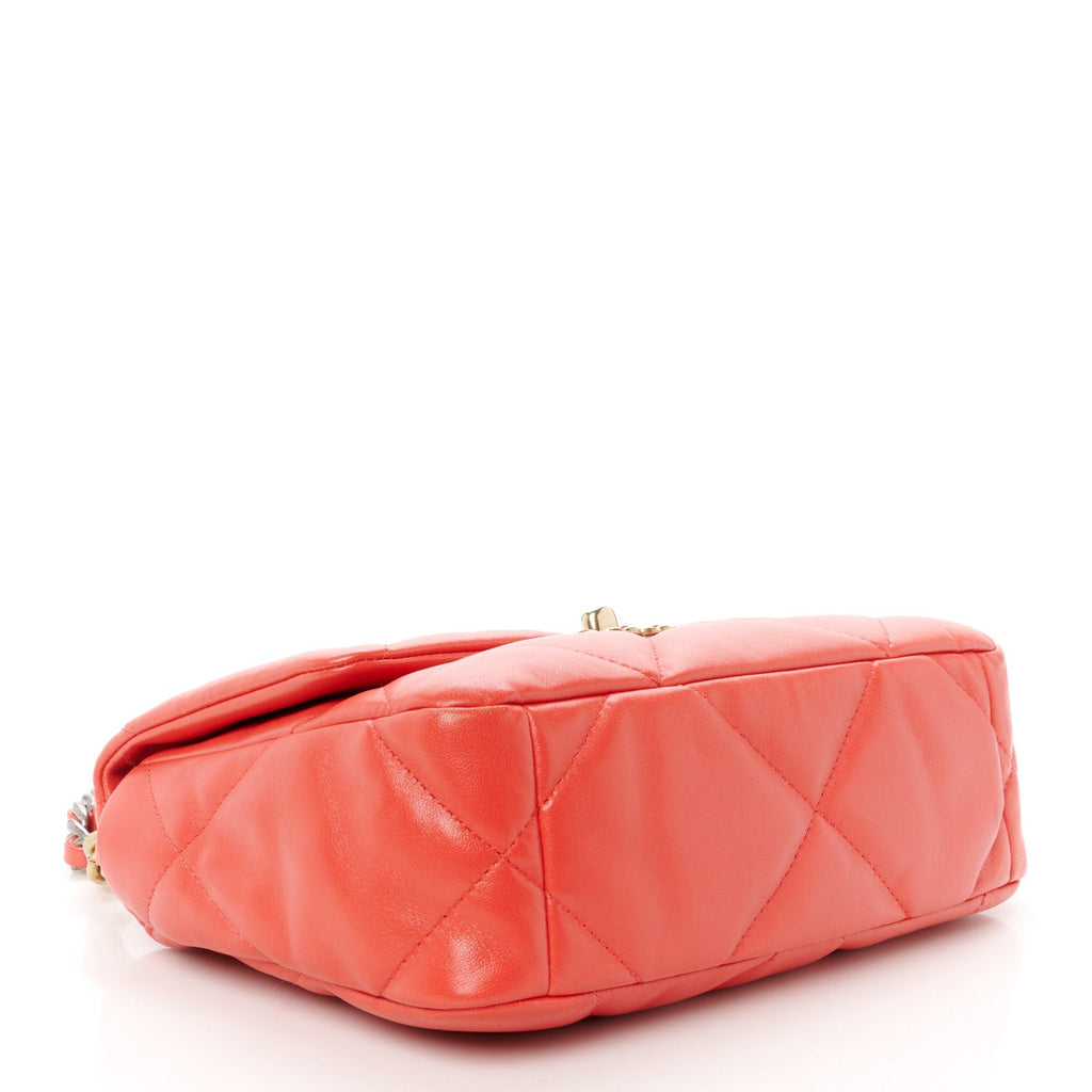 Lambskin Quilted Medium Chanel 19 Flap Red