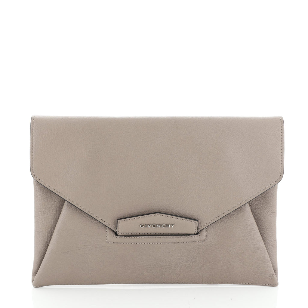 Antigona Envelope Clutch Leather Medium