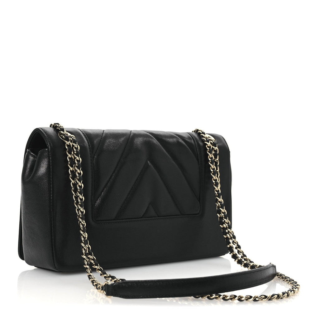 Sheepskin Chevron Quilted Medium Vintage Mademoiselle Flap Black