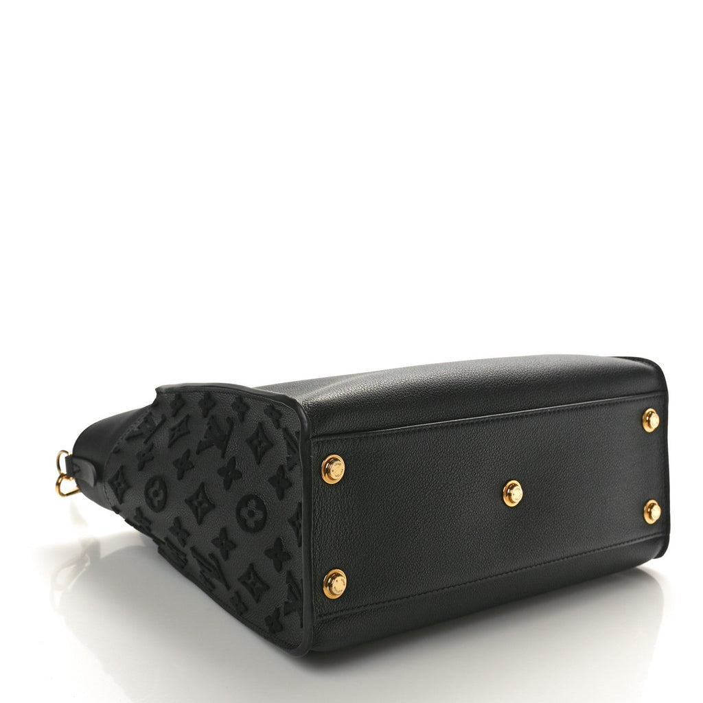 Calfskin Monogram Tufting On My Side Black