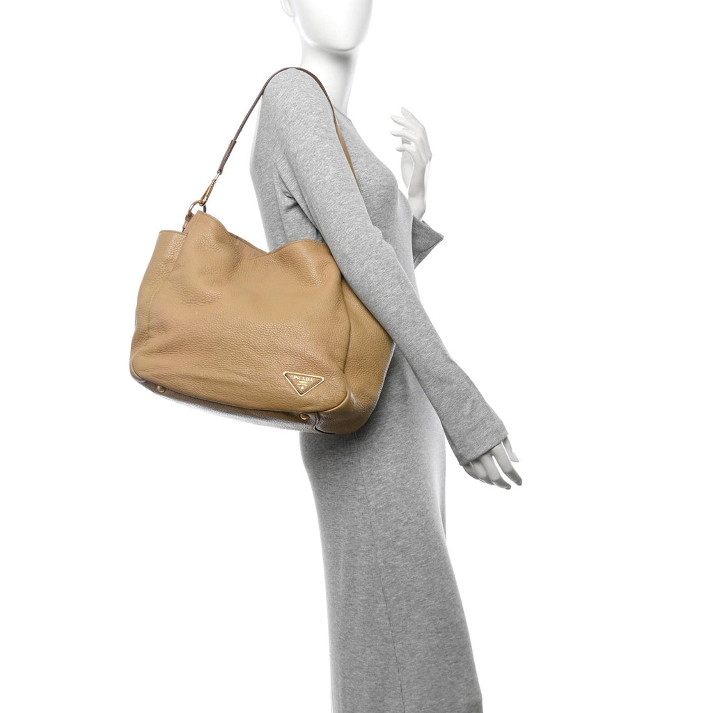Vitello Daino Side Pocket Hobo Noisette