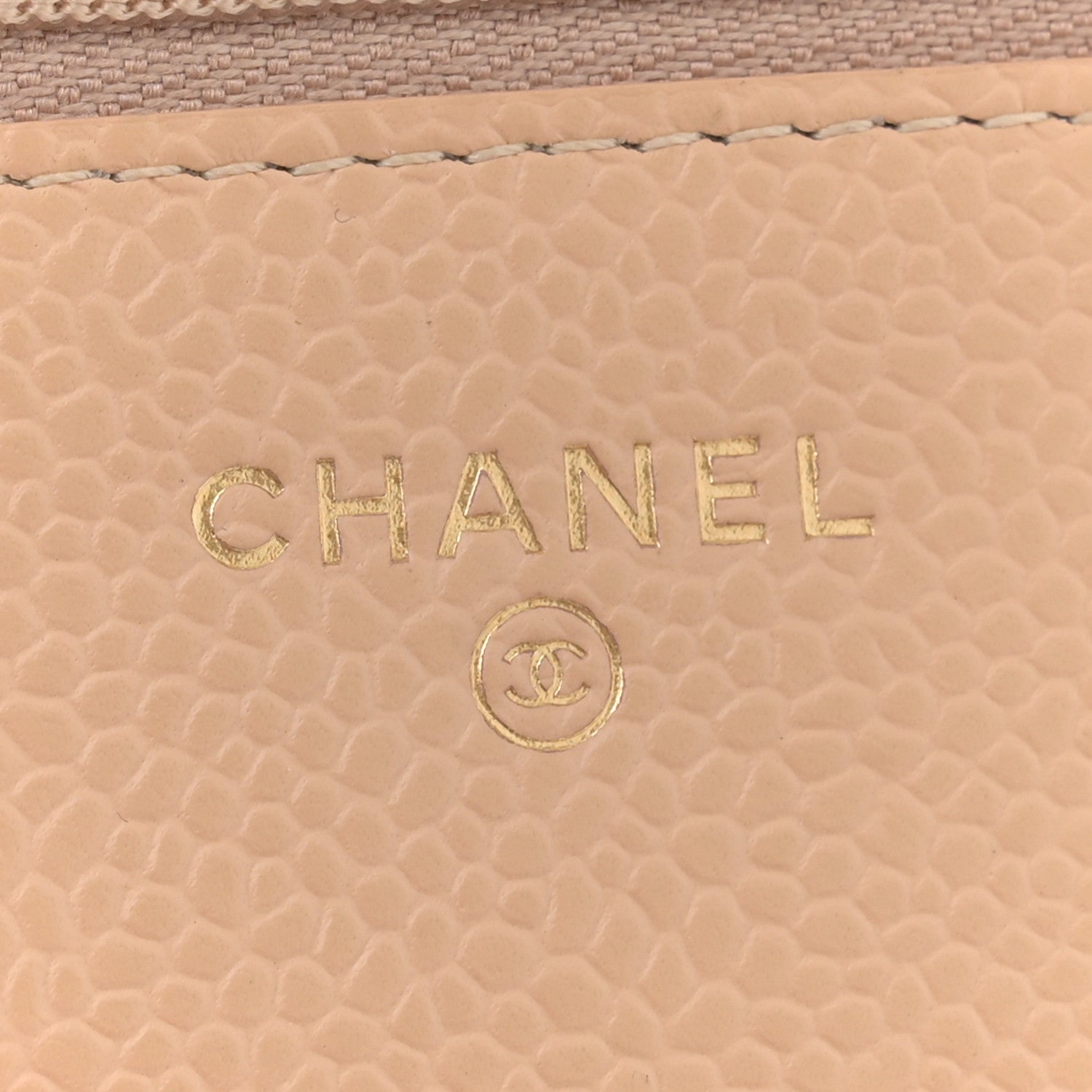 Caviar Quilted Wallet on Chain WOC Beige