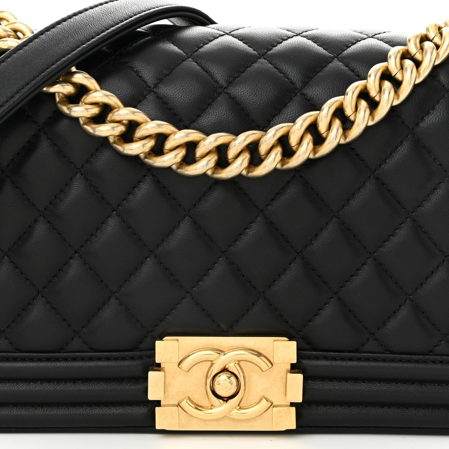 Lambskin Quilted Medium Boy Flap Black