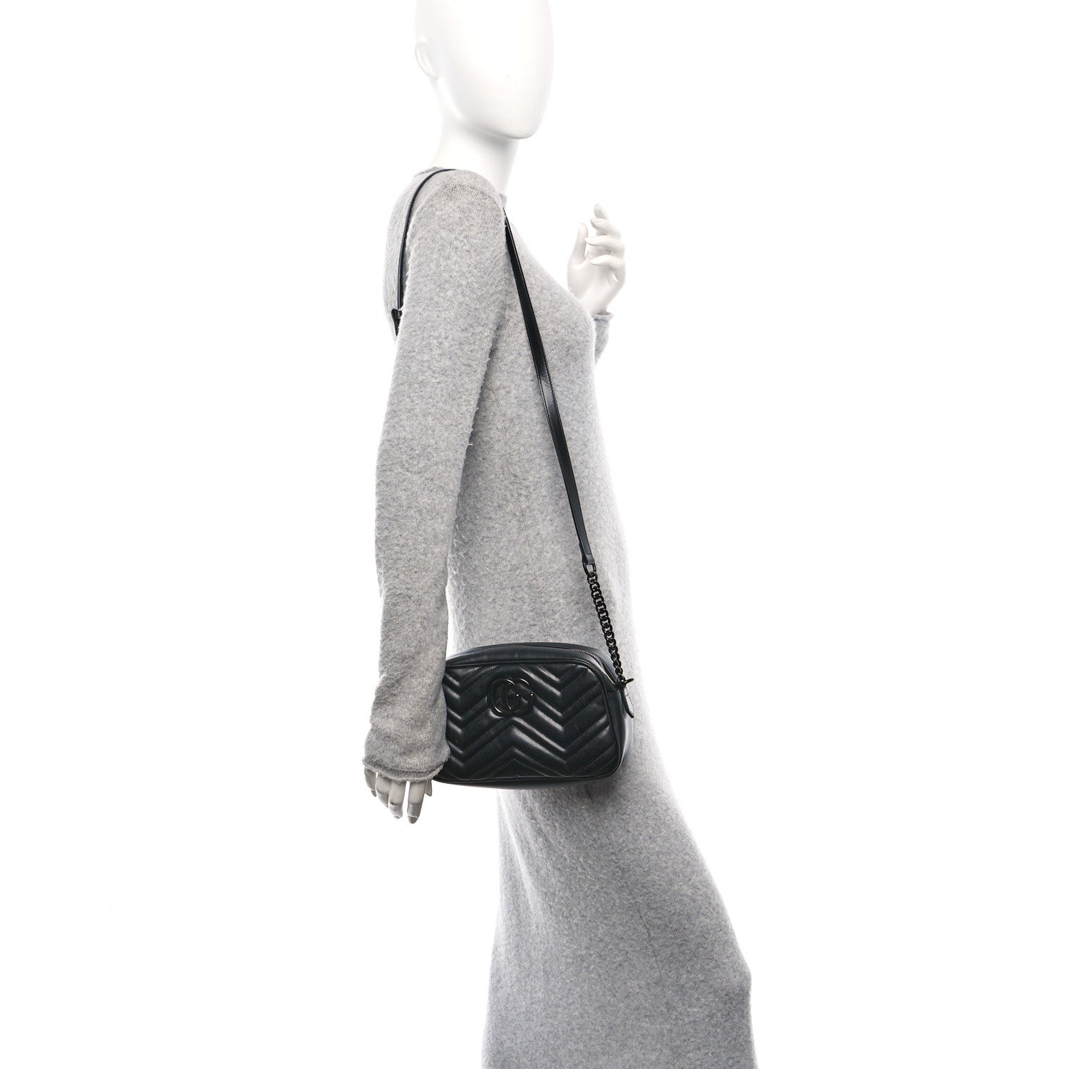 Calfskin Matelasse Monochrome Small GG Marmont Chain Shoulder Bag Black