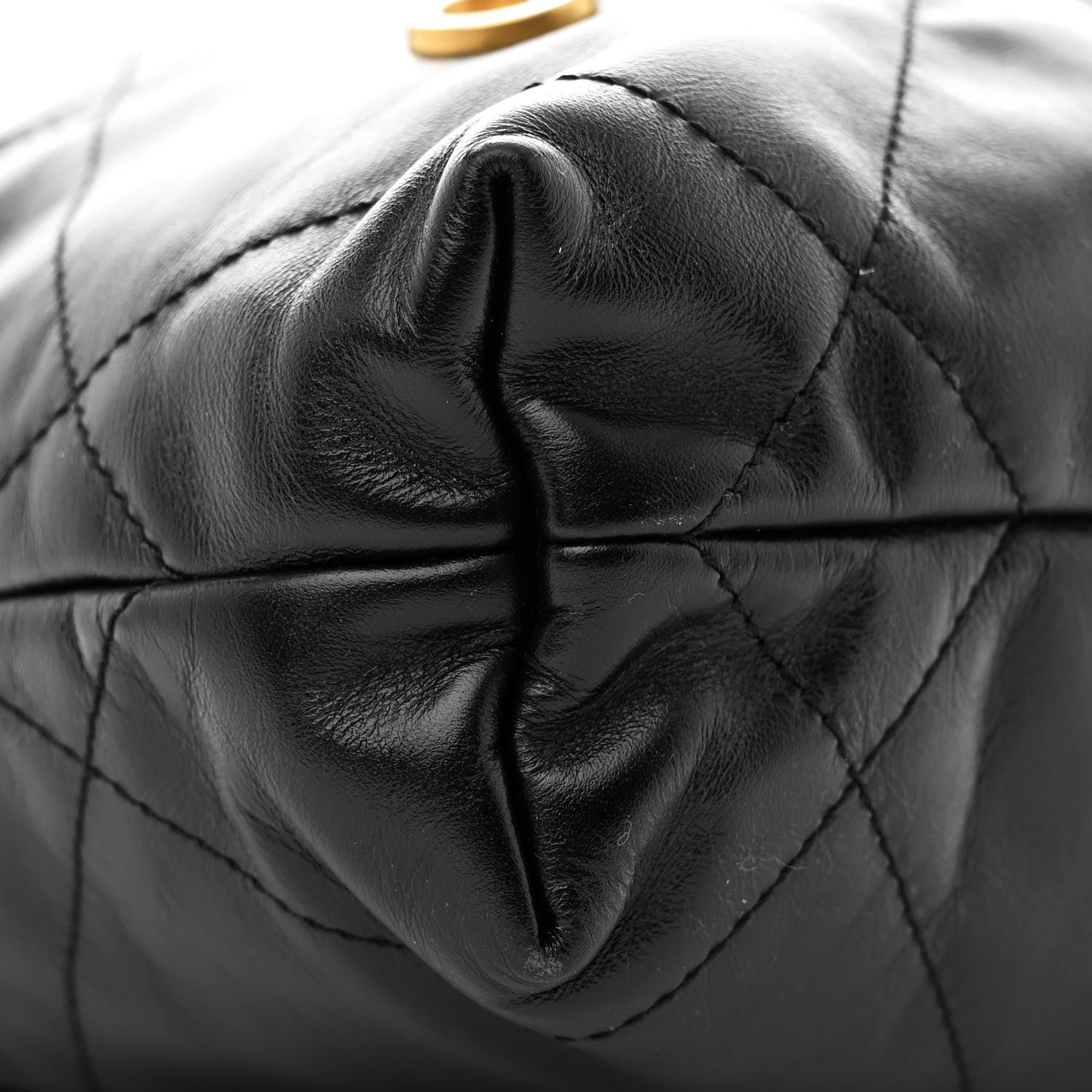 Shiny Calfskin Quilted Mini Chanel 22 Black