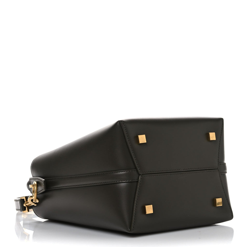 Shiny Calfskin Le 37 Bucket Bag Deep Musk