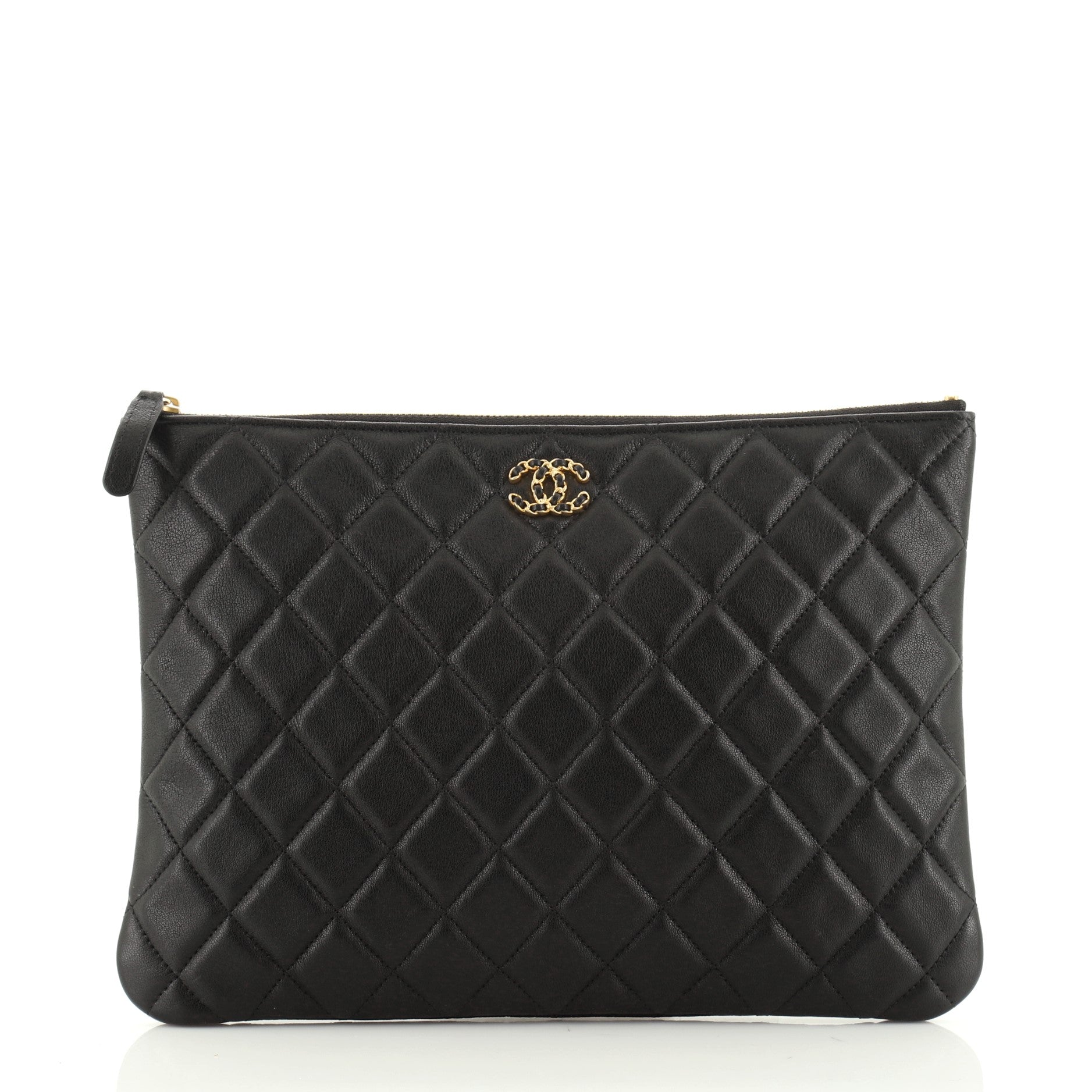 Chain Infinity O Case Clutch Quilted Goatskin Medium