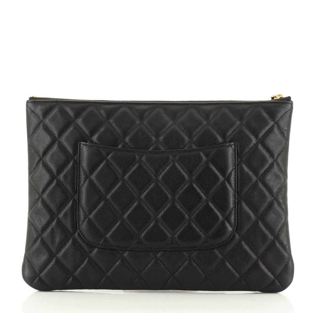 Chain Infinity O Case Clutch Quilted Goatskin Medium