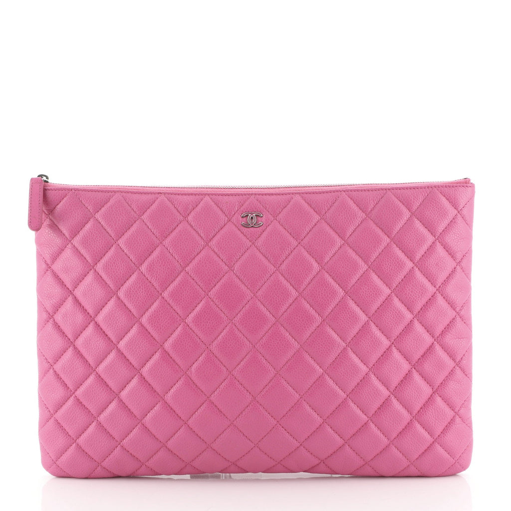 O Case Clutch Quilted Caviar Large