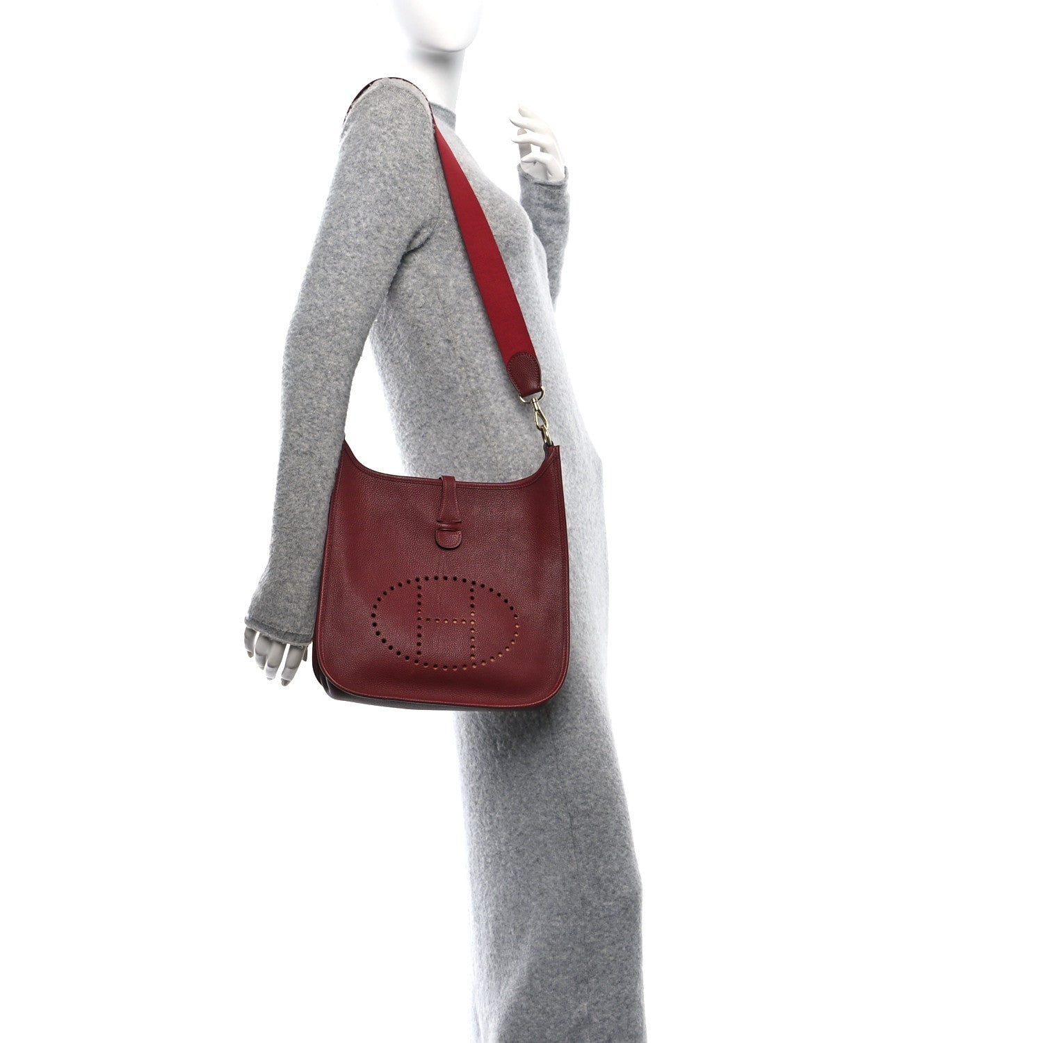 Togo Evelyne PM Rouge