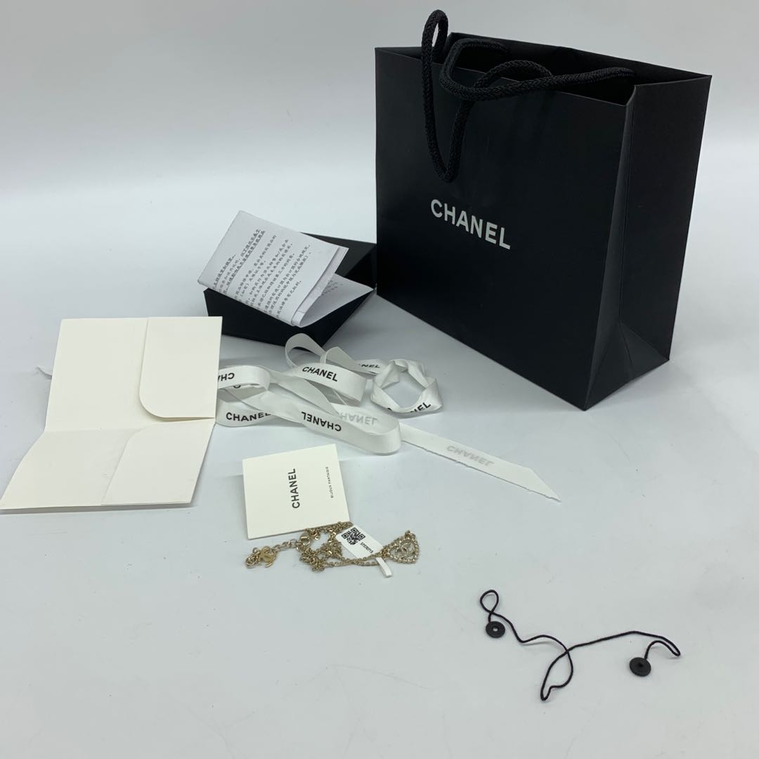Chanel CC Heart Necklace