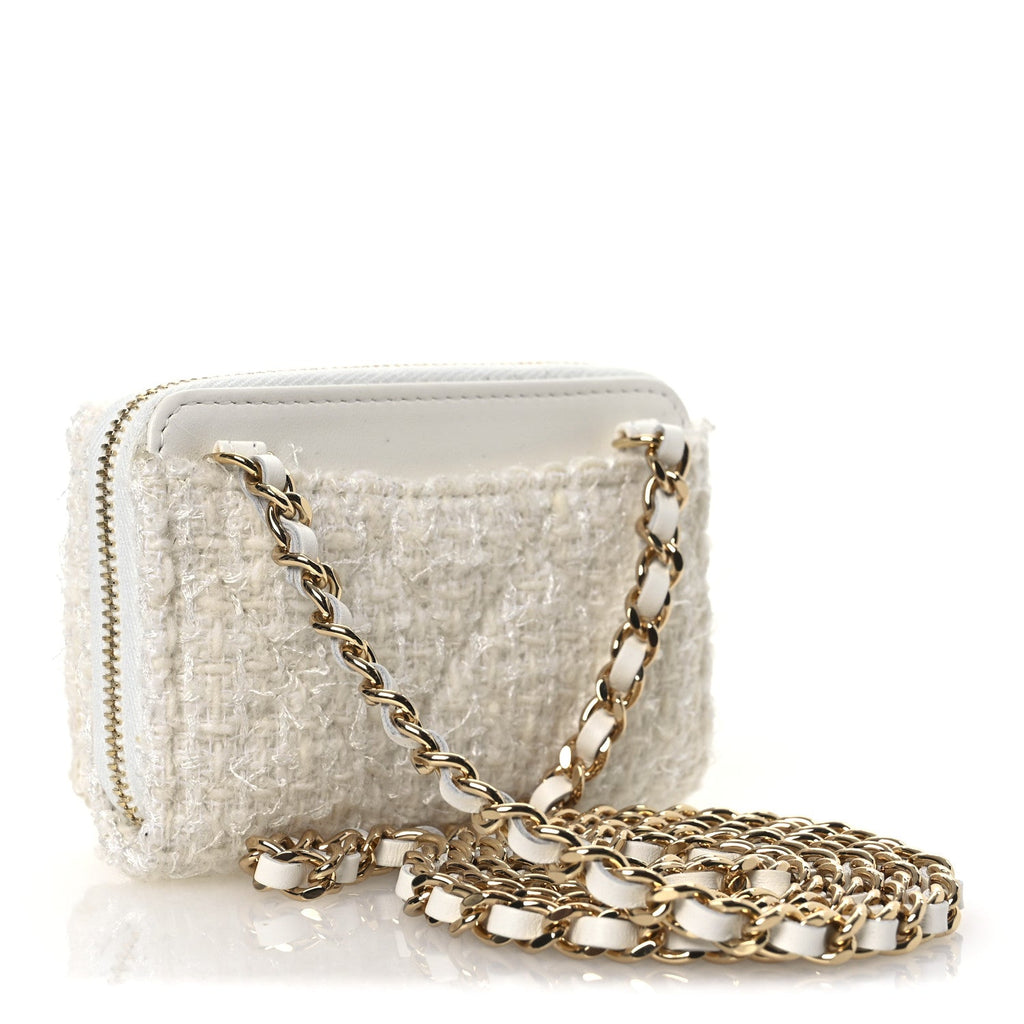 Tweed Quilted Bow Flap  Holder On Chain White