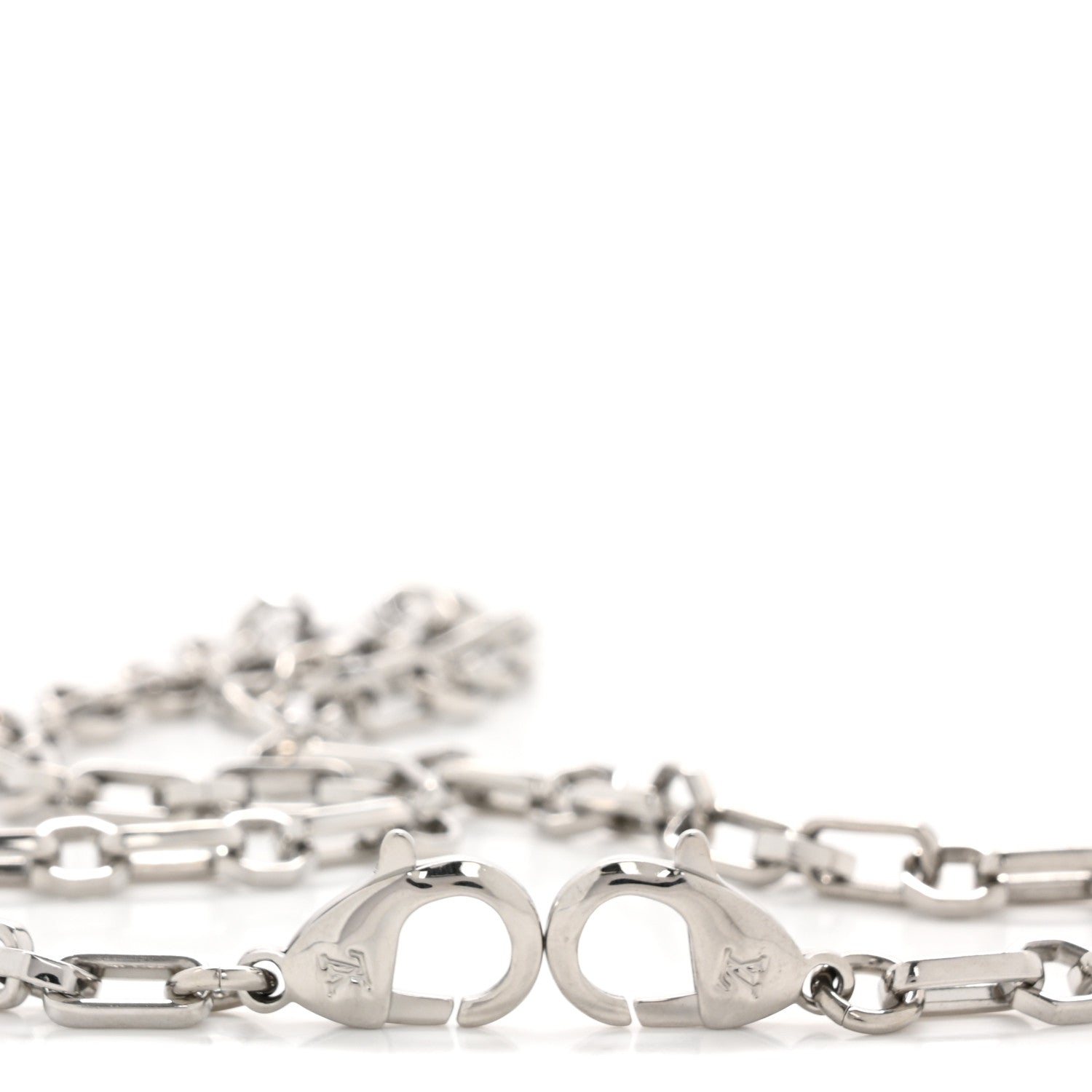 Metal Dauphine Chain Long Shoulder Strap Silver
