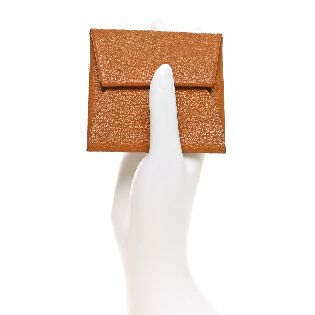 Chevre Mysore Bastia Verso Coin Purse Caramel Rose Shocking