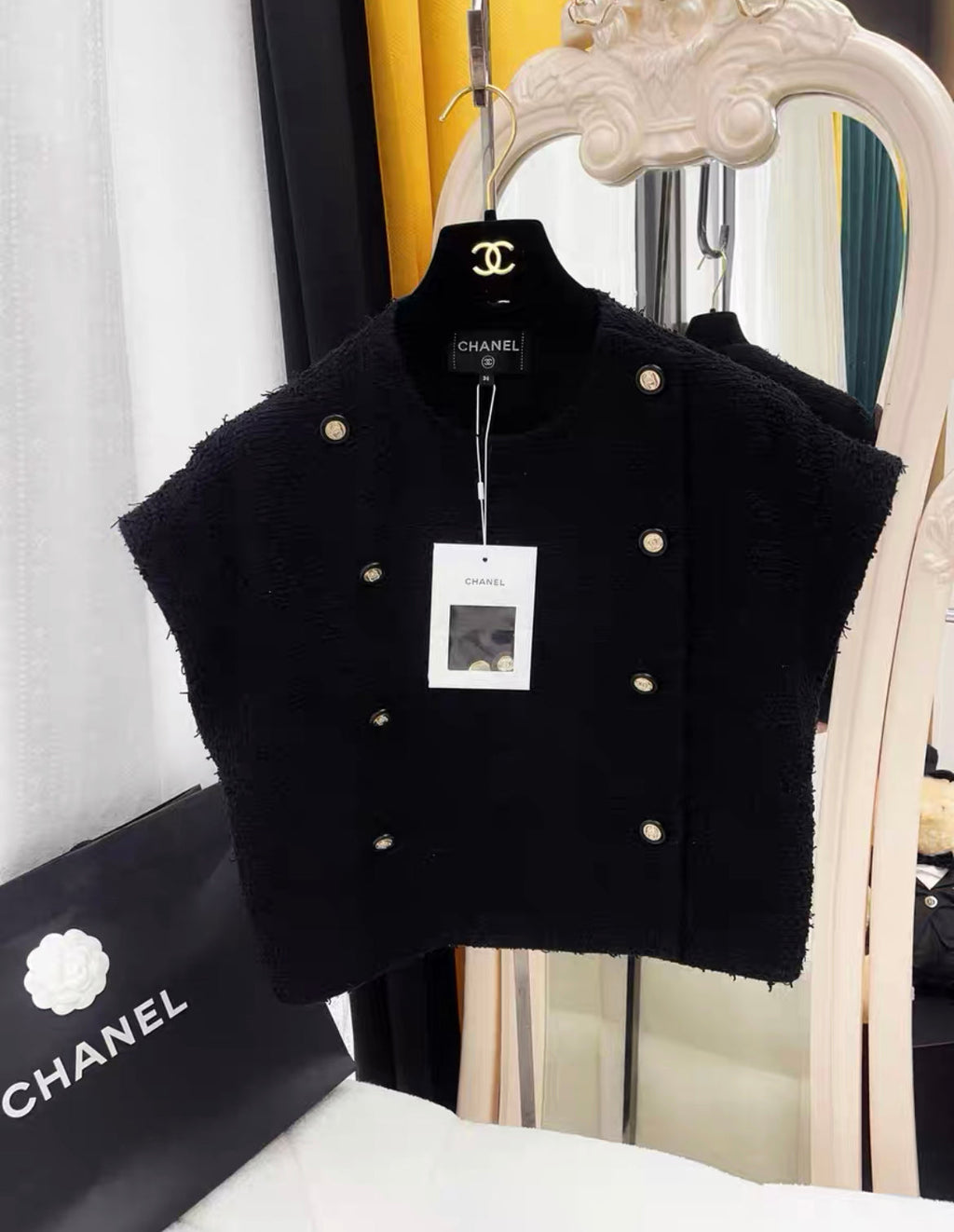 Chanel 21S Black Tweeted vest Jacket size 36