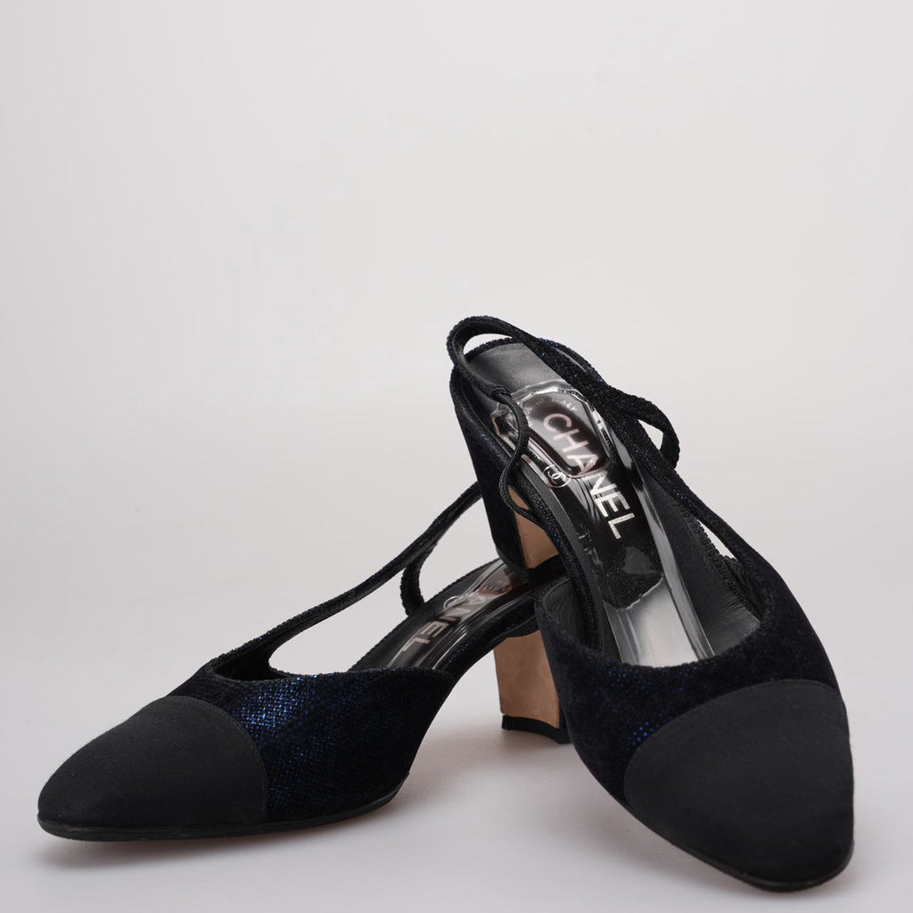Chanel CC Logo Black / Blue Leather Slingback Pumps Size 38.5