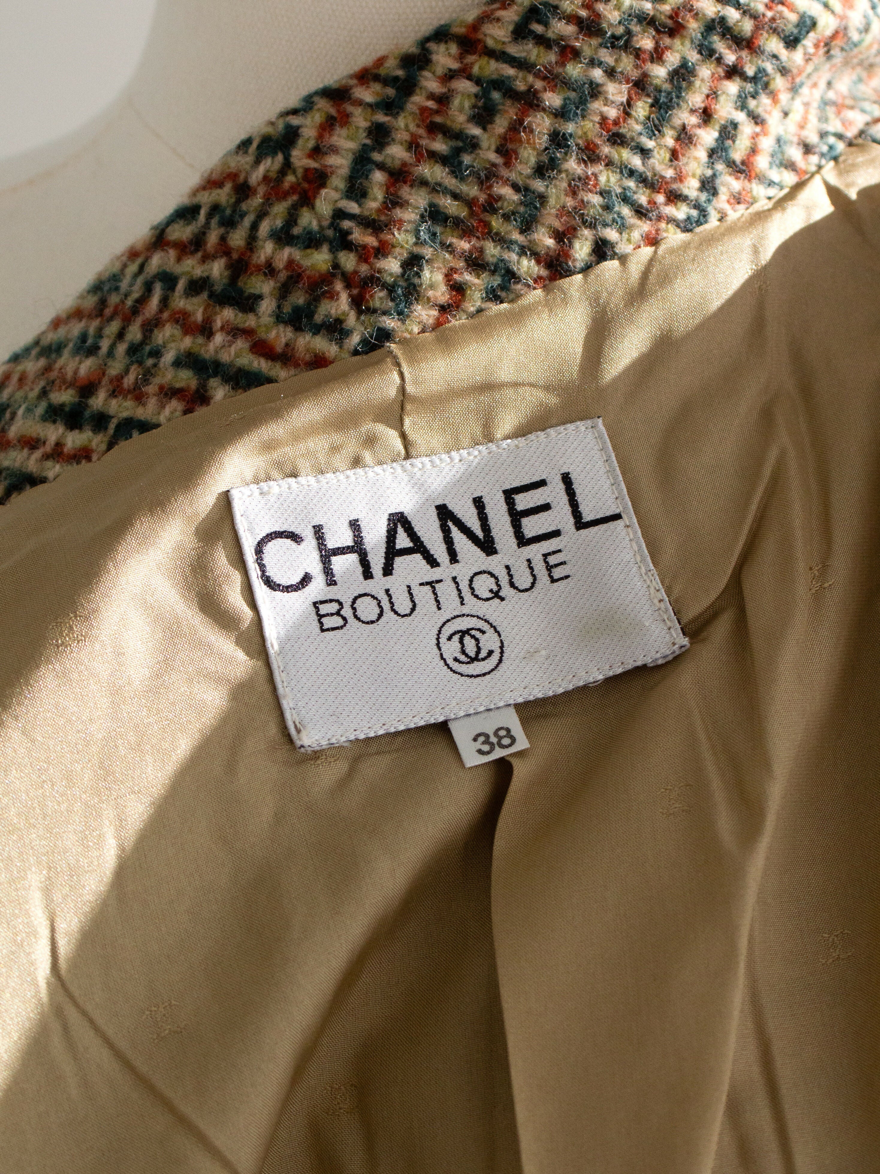 Chanel Vintage F/W 1992 English Tweed Suede Brown CC Gold Runway Jacket