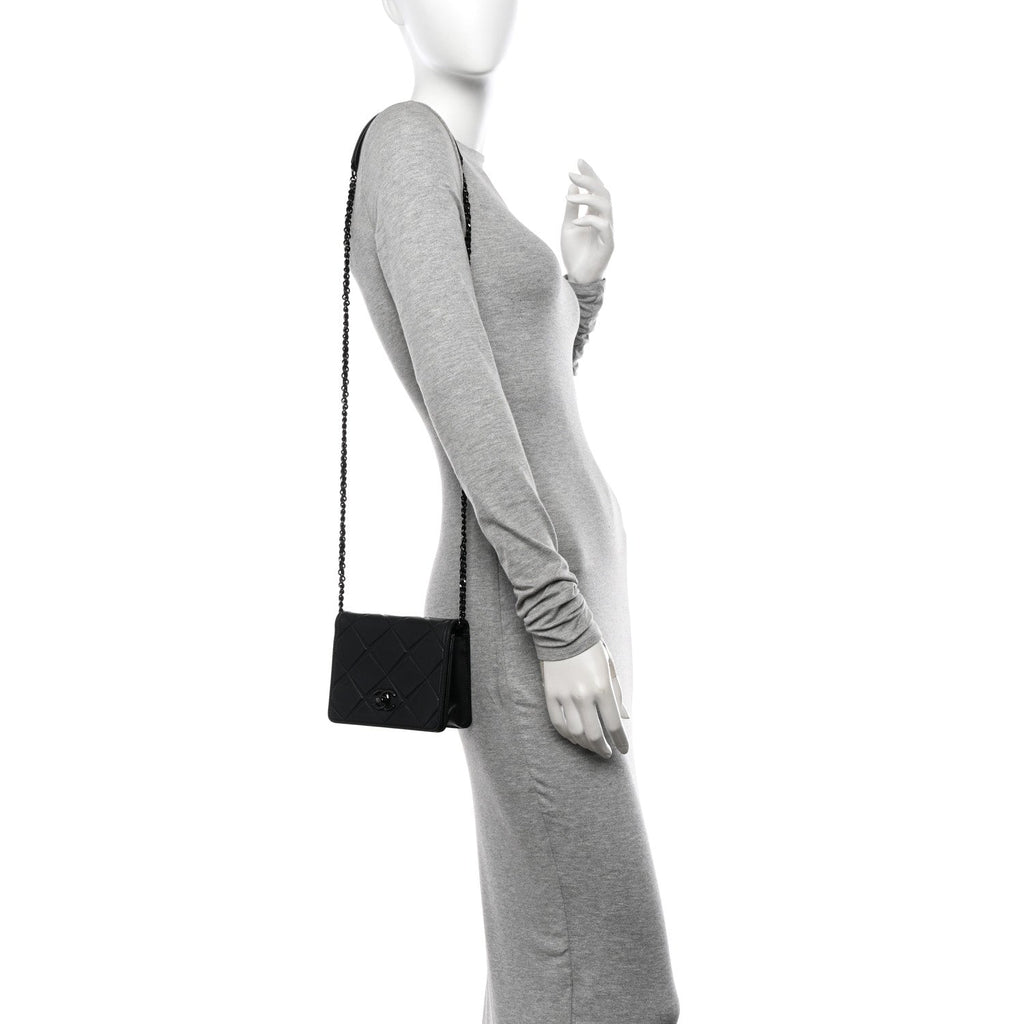 Calfskin Mini Propeller Flap Black