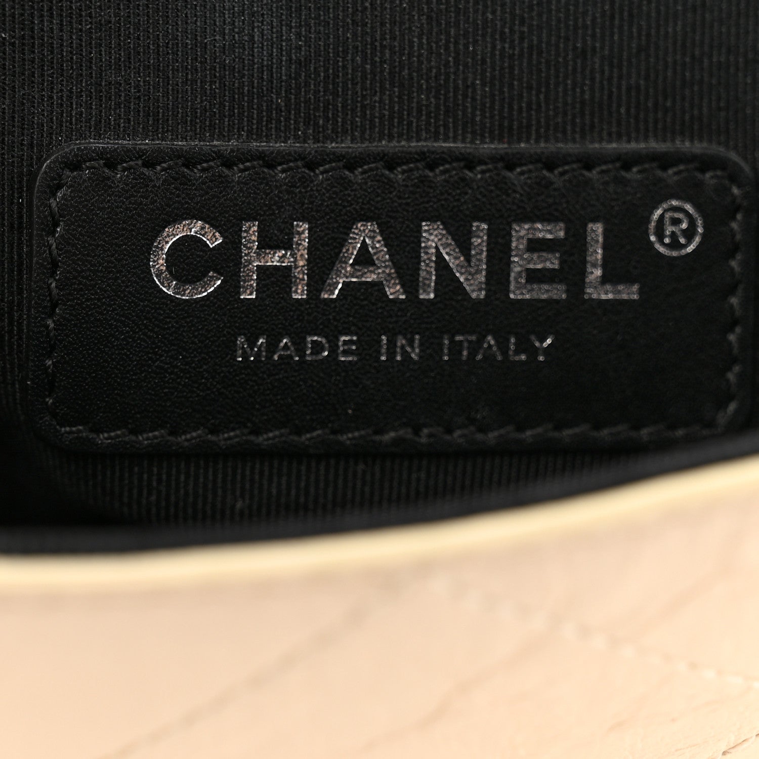 Aged Calfskin Grosgrain Quilted Chain CC Flap Ivory Black