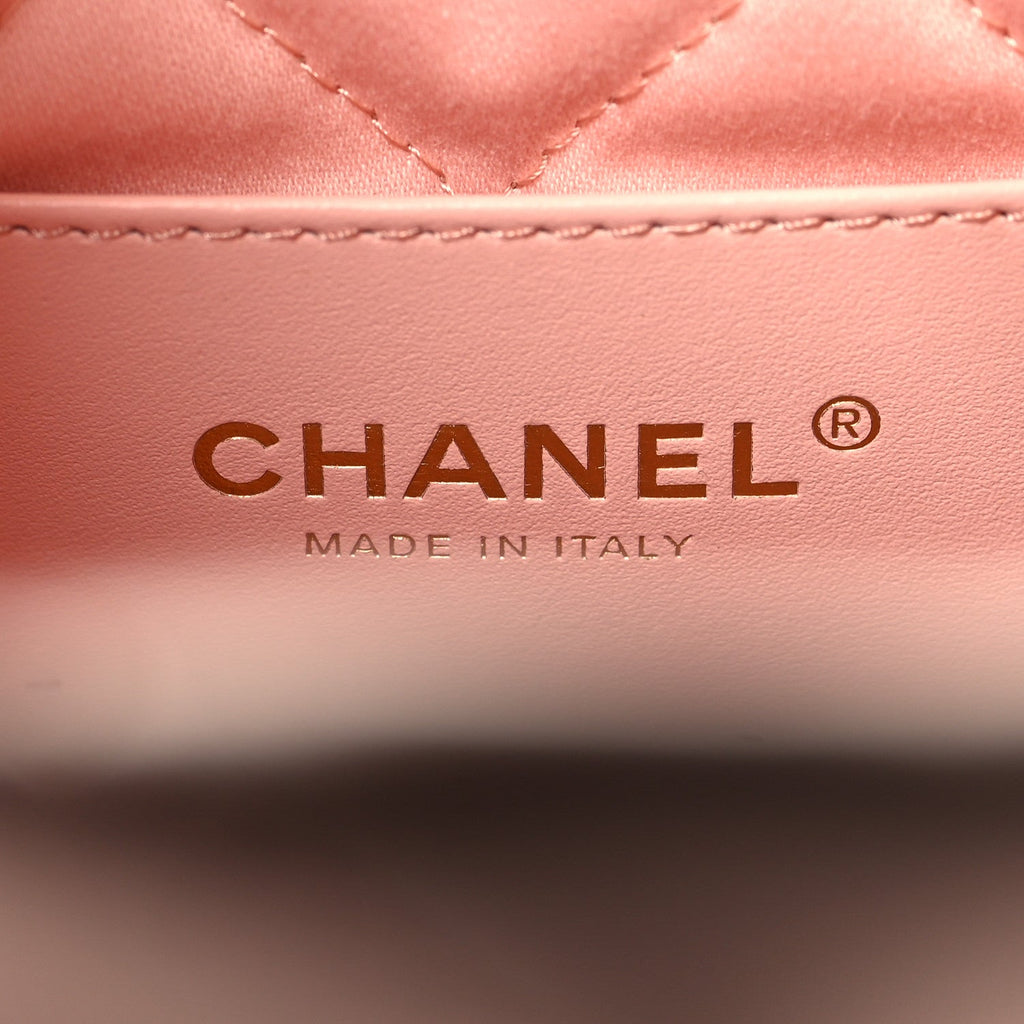 Shiny Calfskin Quilted Mini Chanel 22 Light Pink