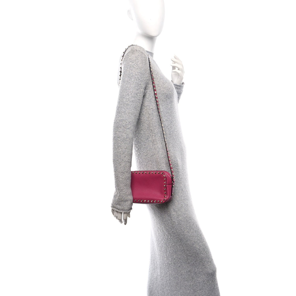 Pebbled Calfskin Rockstud Camera Crossbody Bag Raspberry