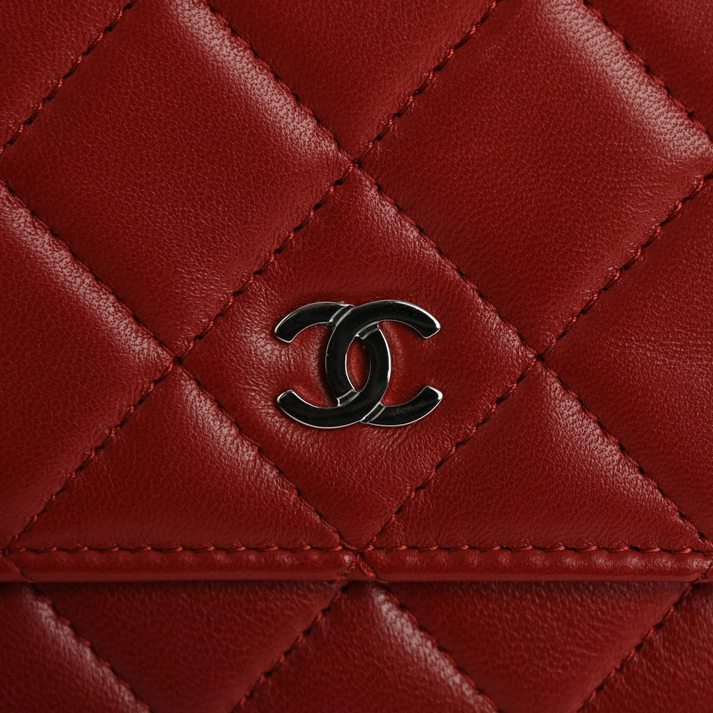 Lambskin Quilted Wallet On Chain WOC Red