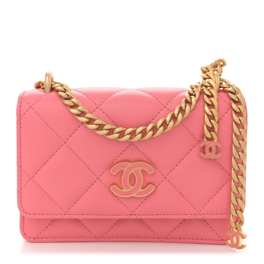 Lambskin Enamel Quilted Pending CC Clutch With Chain Pink