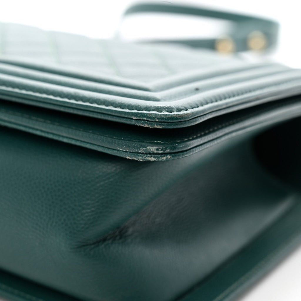 Caviar Quilted Medium Boy Flap Dark Green
