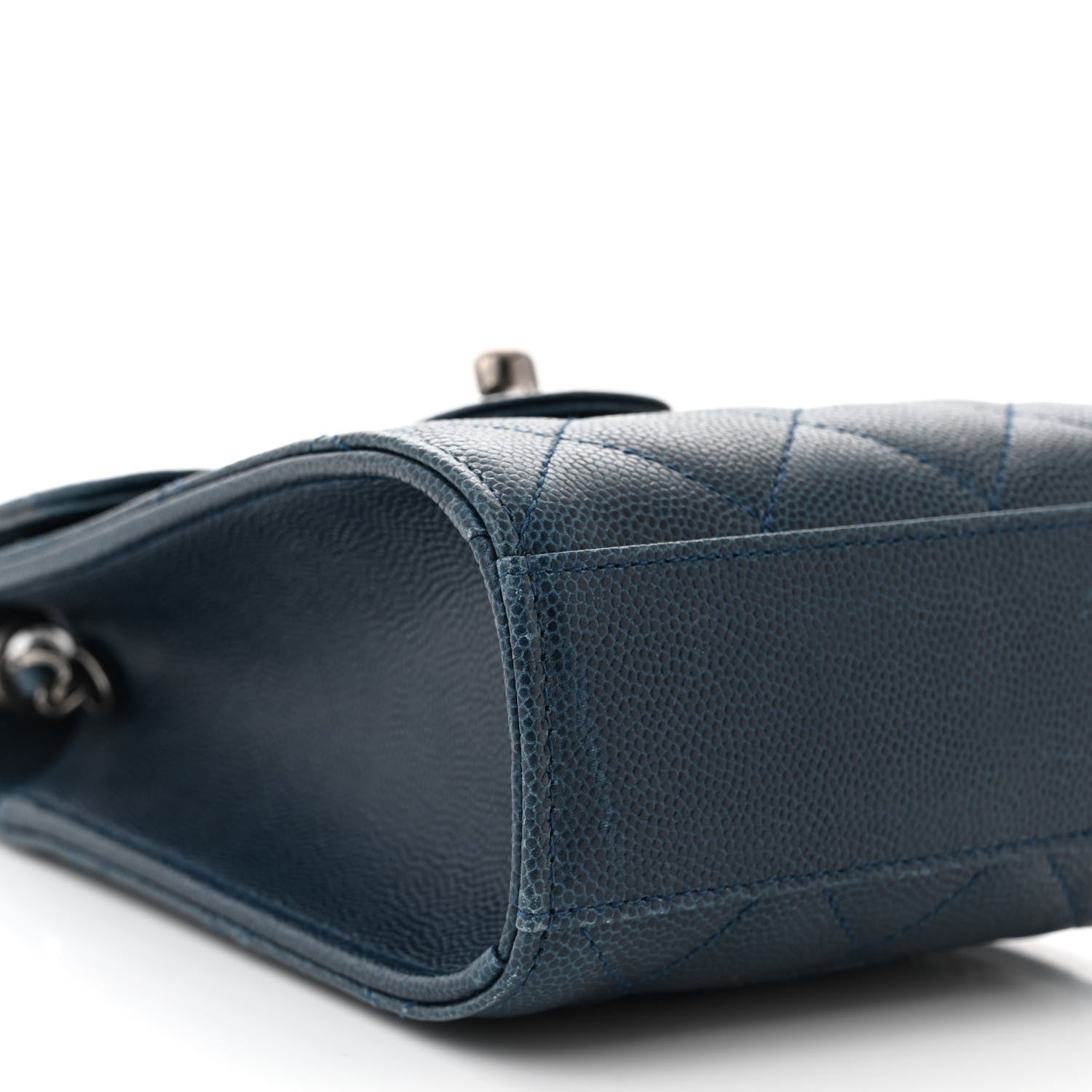 Caviar Quilted Extra Mini Wallet On Chain WOC Blue