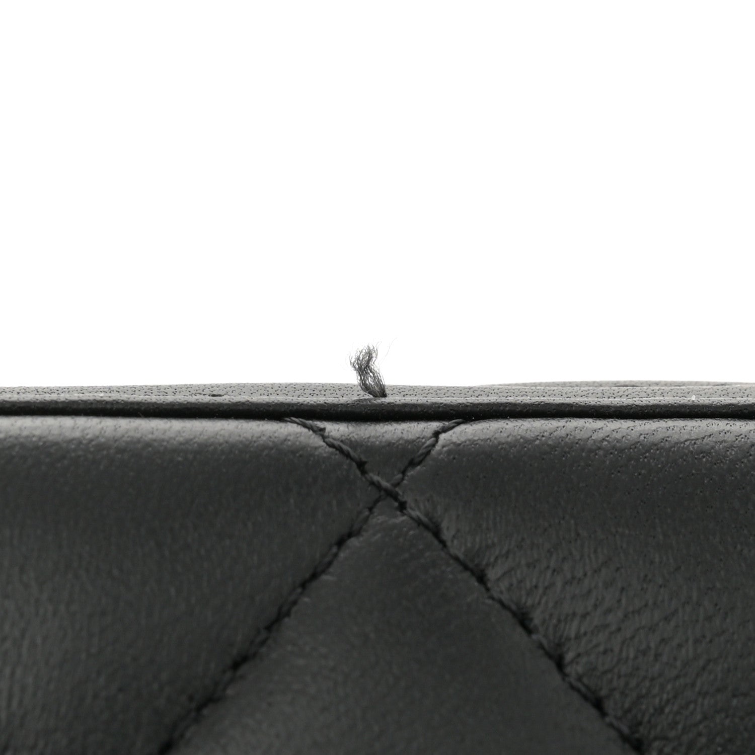 Lambskin Quilted Enamel CC Pearl Crush Small Vanity Case With Chain Black