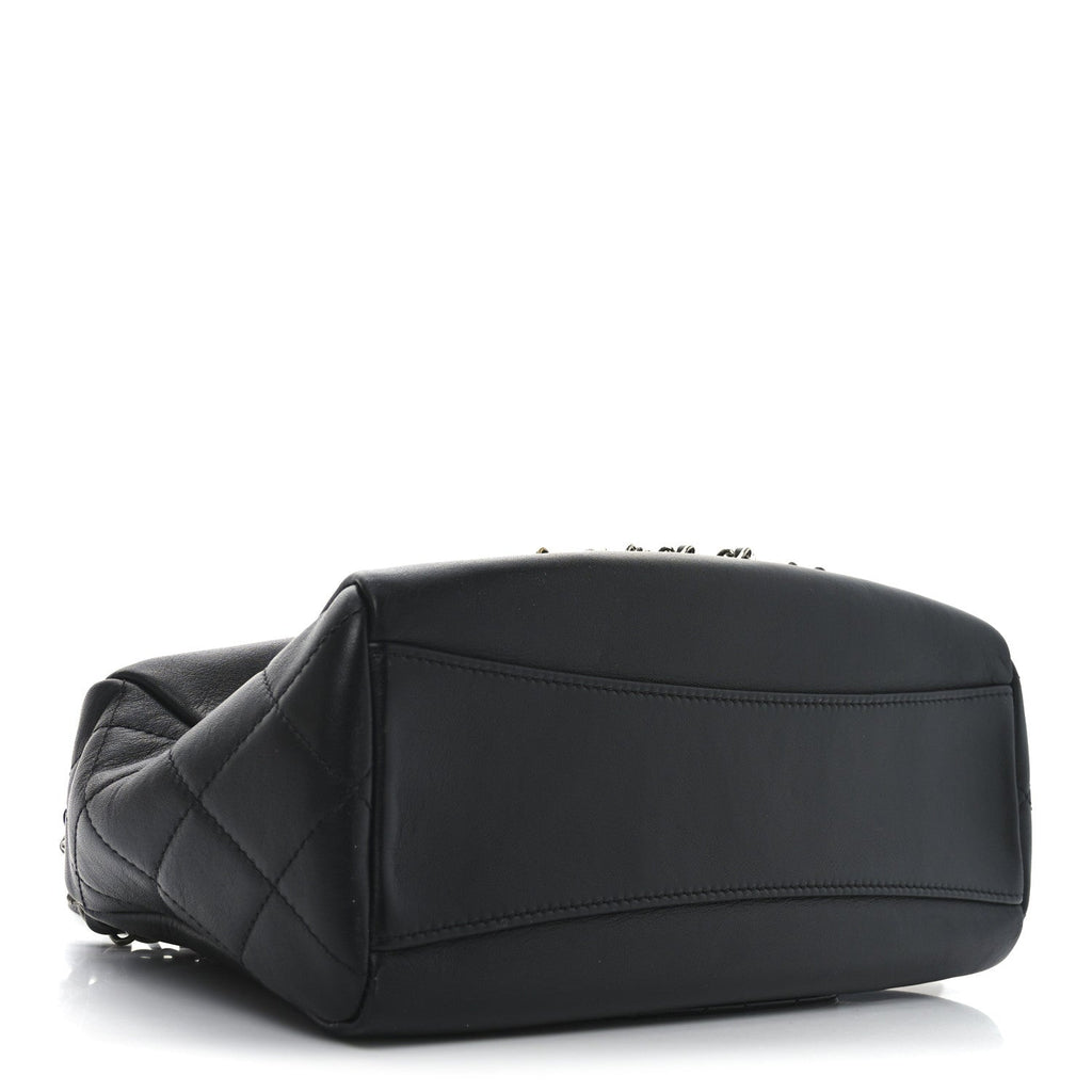 Calfskin Chain 20s Signature Hobo Black