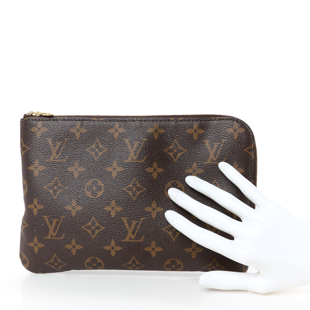 Monogram Etui Voyage PM Pouch